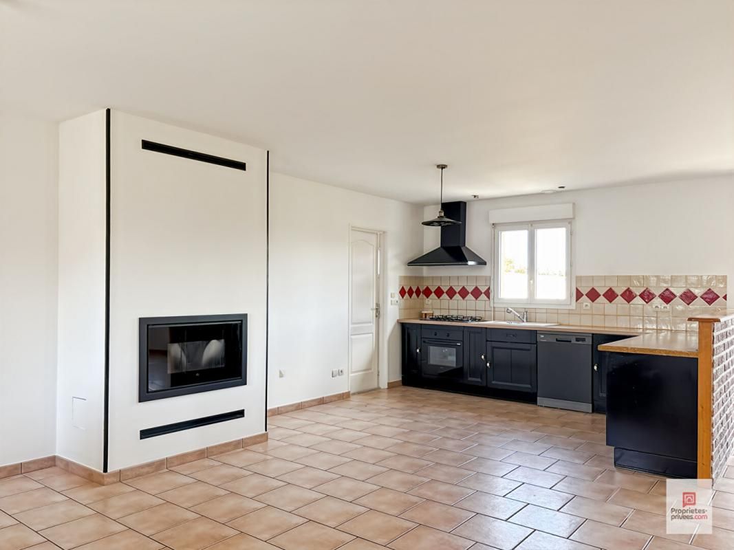 PARCE-SUR-SARTHE Maison Parce Sur Sarthe 6 pièce(s) 138 m2 4