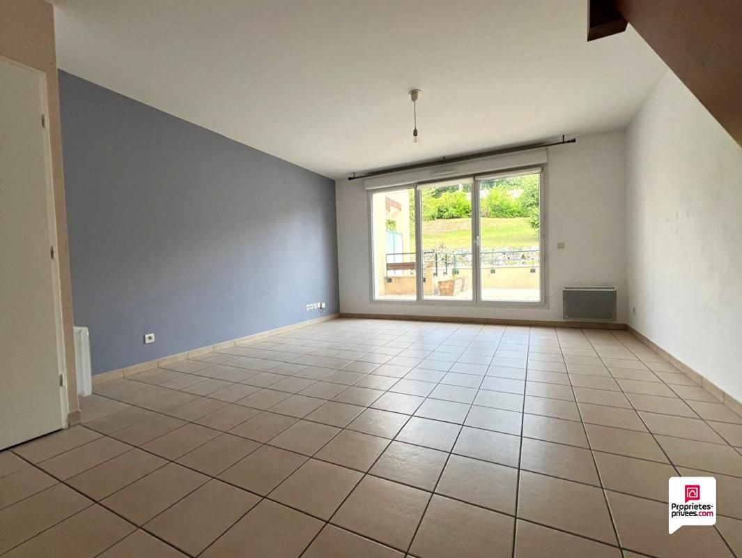 MEULAN-EN-YVELINES 78250 MEULAN EN YVELINES, Appartement duplex 3 pièce(s) 61.91 m2, box et stationnement 2