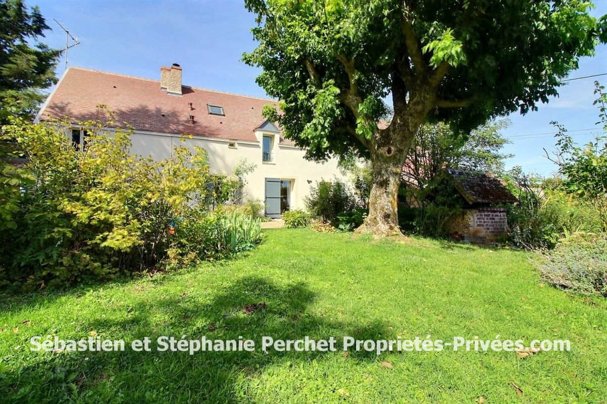 Ancien relais de poste de 236m2 sur un terrain de 1257 m2