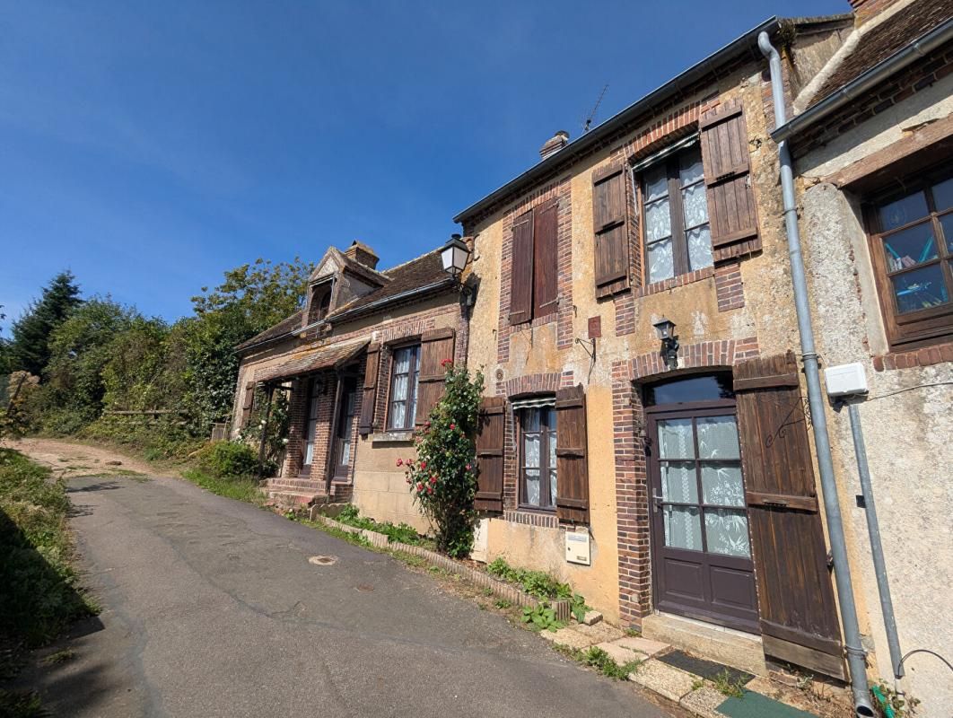 MOUTIERS-AU-PERCHE Propriété 141m2 3 chambres Terrain 617m2 2