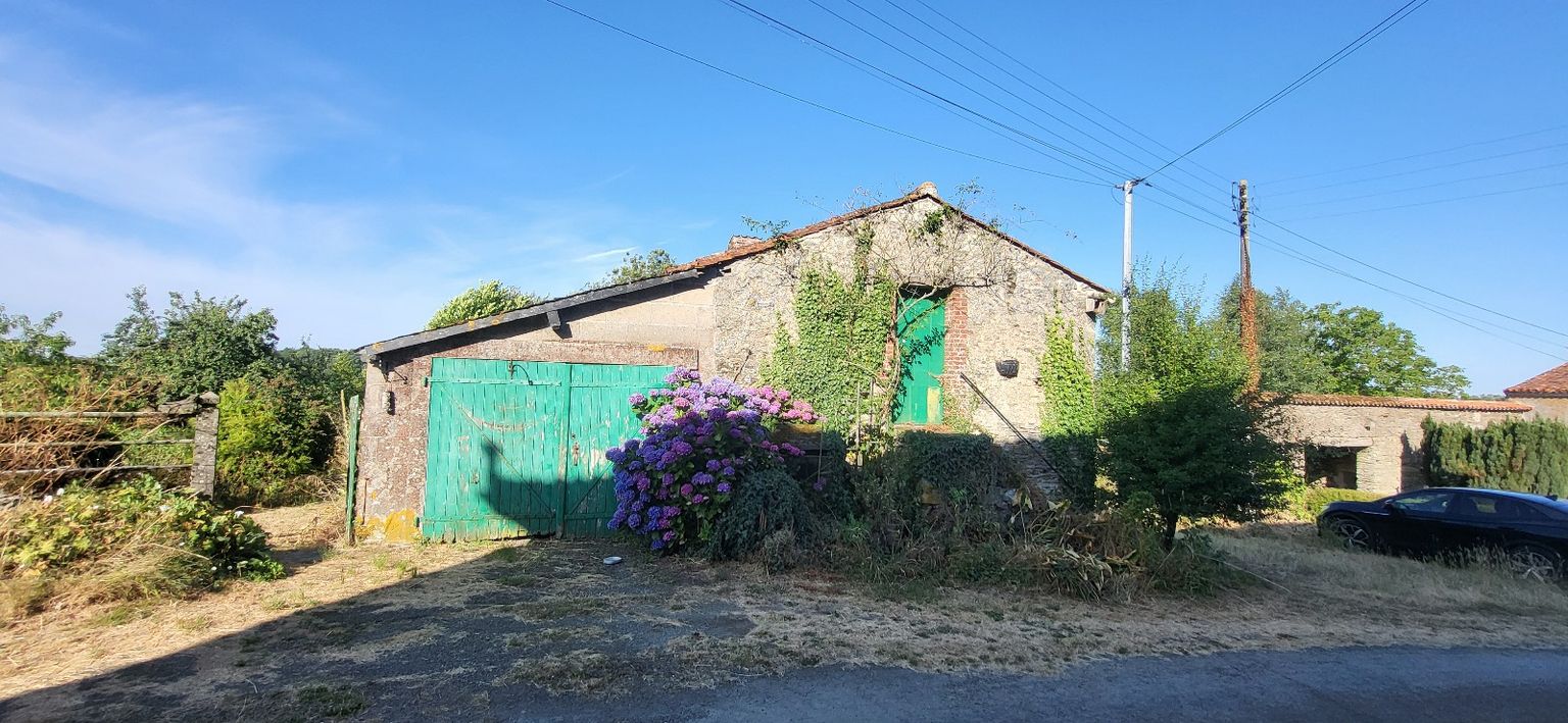 SAINT-PIERRE-DU-CHEMIN Maison Saint Pierre Du Chemin 8 pièce(s) 3