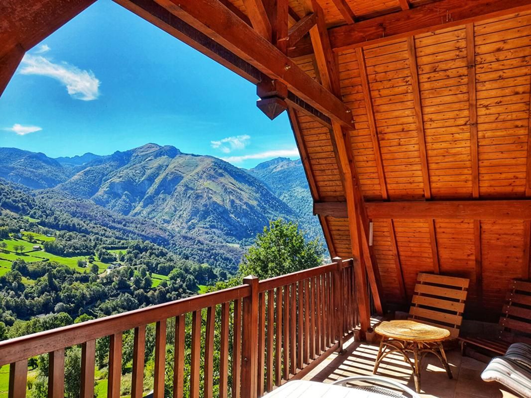 EAUX-BONNES Maison d'architecte de 148m2 avec vue montagne 4