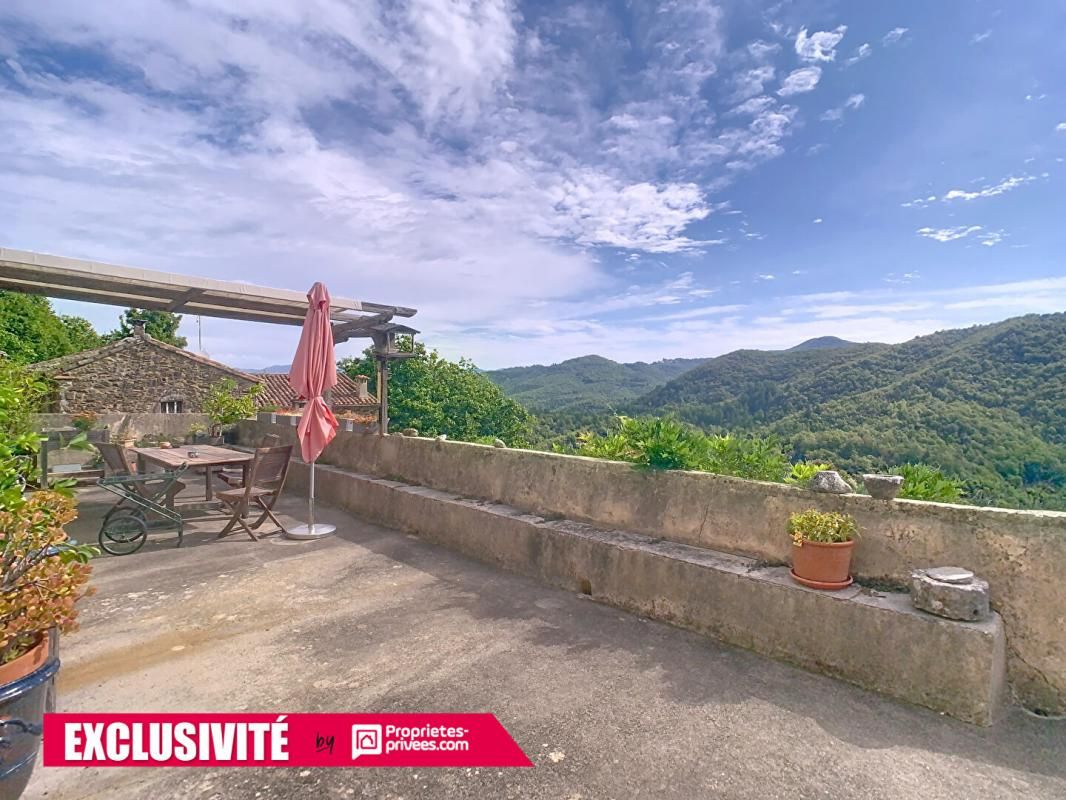 LE VIGAN Maison Le Vigan 12 pièce(s) 310 m2 1