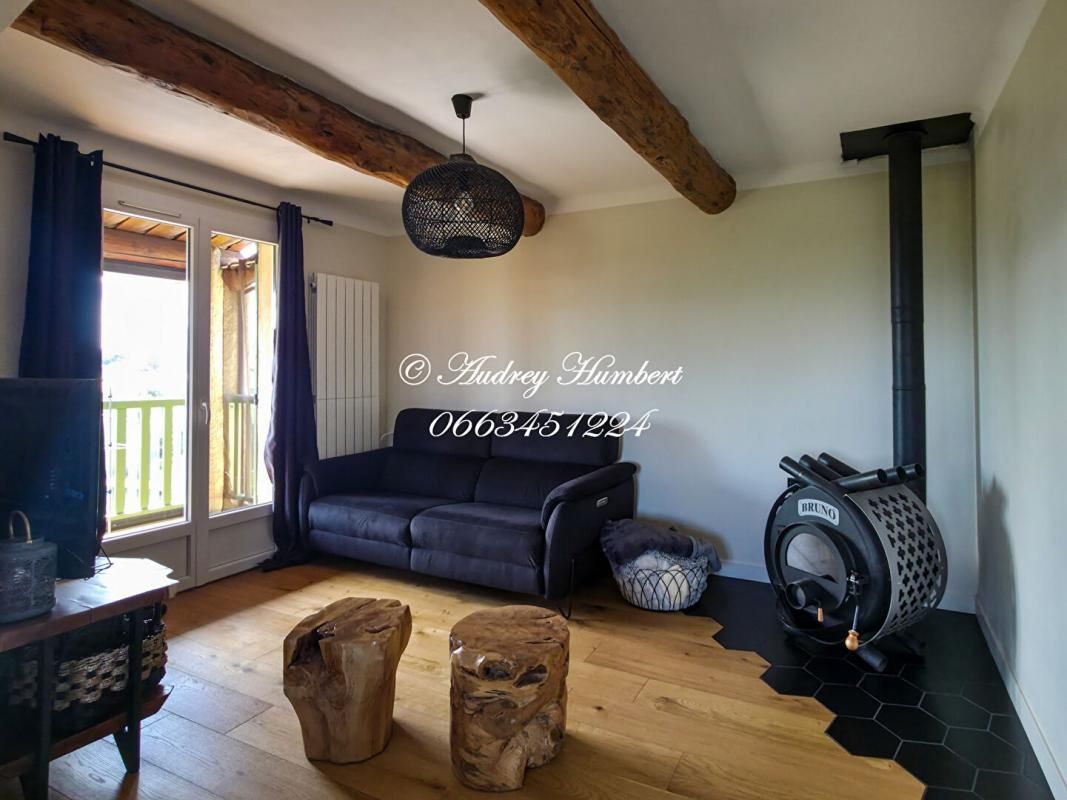 VILLENEUVE En EXCLUSIVITE à VILLENEUVE, Belle Maison de maçon de 144 m² (2 appartements) avec jardin clos et arboré 3