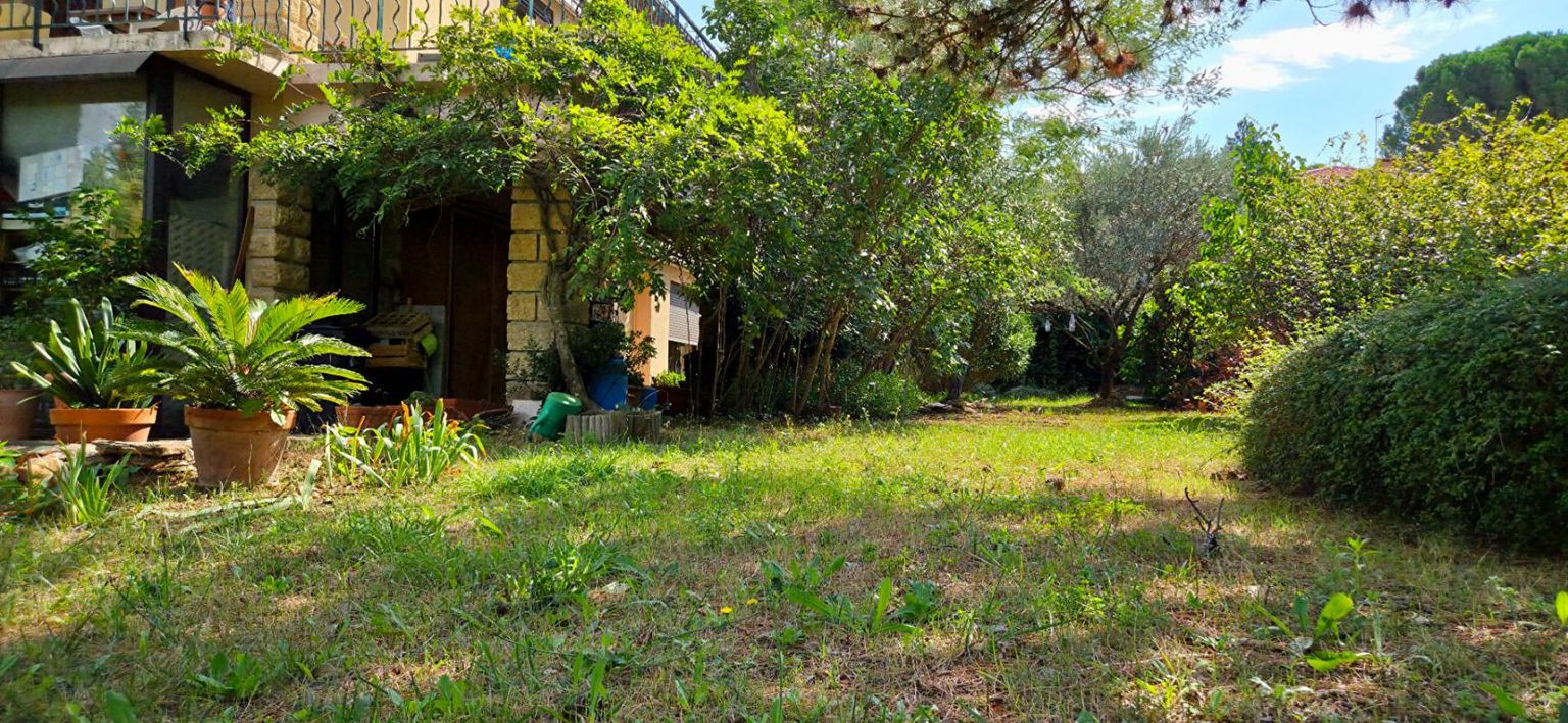 BAGNOLS-SUR-CEZE Maison Bagnols Sur Ceze 7 pièce(s) 134 m2 3