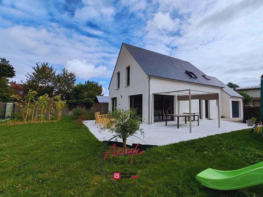 NEUVILLE-AUX-BOIS Maison familiale récente, idéalement située 2