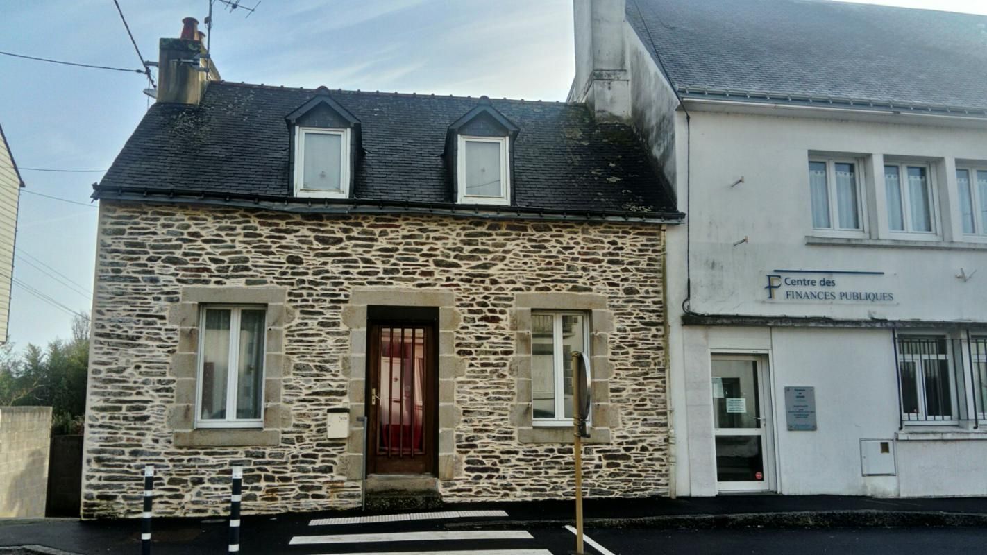 GOURIN maison 52 M2 2 chambres 1