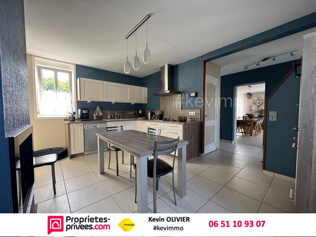 LIGNEREUIL Maison familiale de charme ? plus de 175 m² ? Lignereuil 2