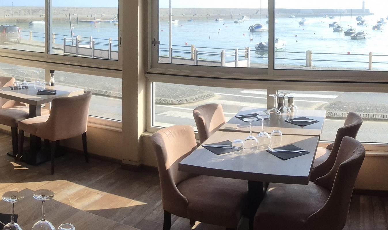 BINIC 22520 BINIC - RESTAURANT sur le Port avec Terrasse 3