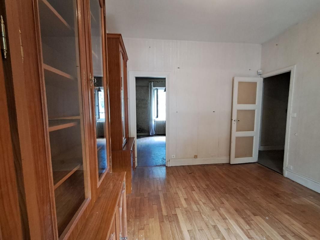 CHALON-SUR-SAONE EXCLUSIVITE - Appartement  120m2 à rénover - Chalon Sur Saône 3