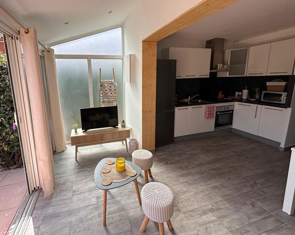 VENDRES Maison T3 avec jardin privé et piscine, à 5 minutes de la mer 4