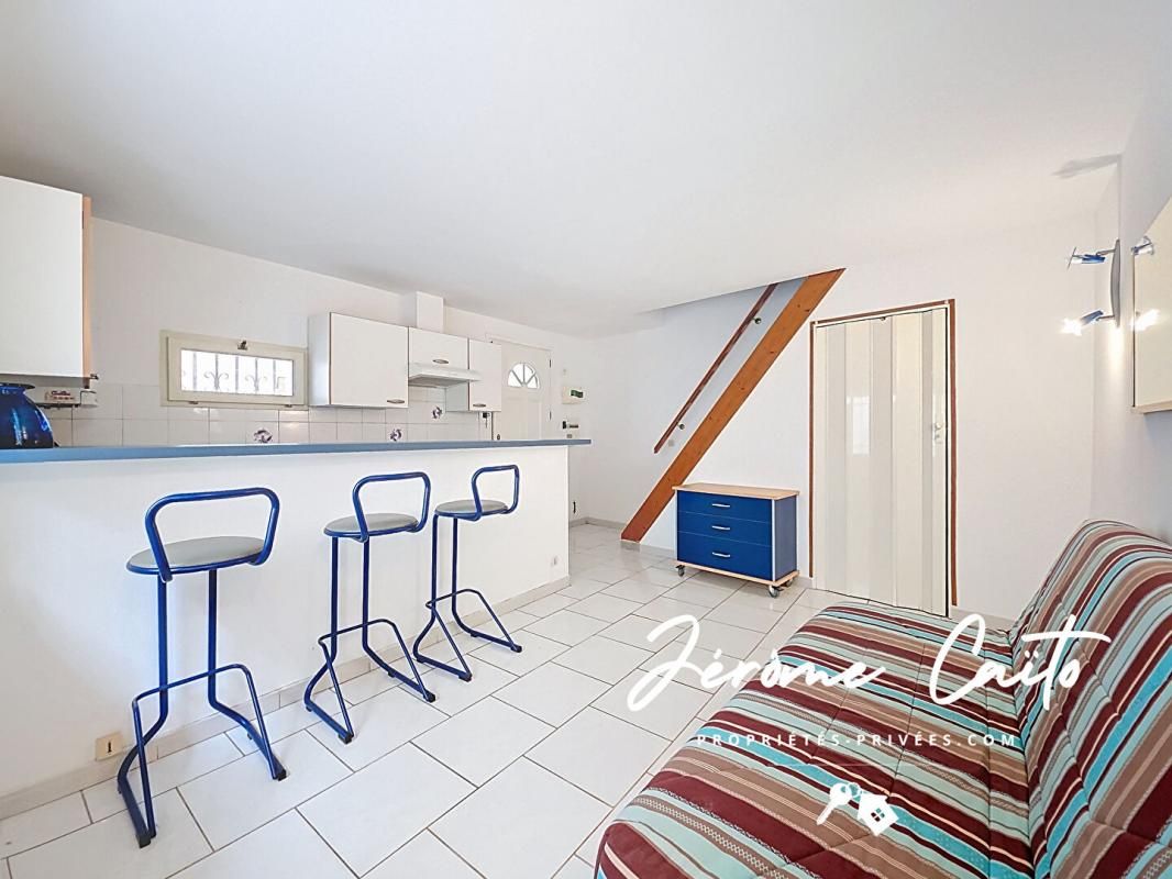 SAINT-GILLES Maison Saint Gilles 2 pièce(s) 40 m2 2