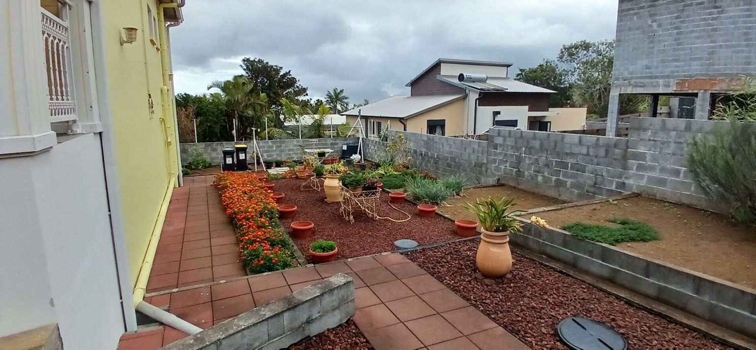 LE TAMPON Villa F 4 de 118 m² sur un terrain de 618 m² située à Pont d'Yves 97430 LE TAMPON 2