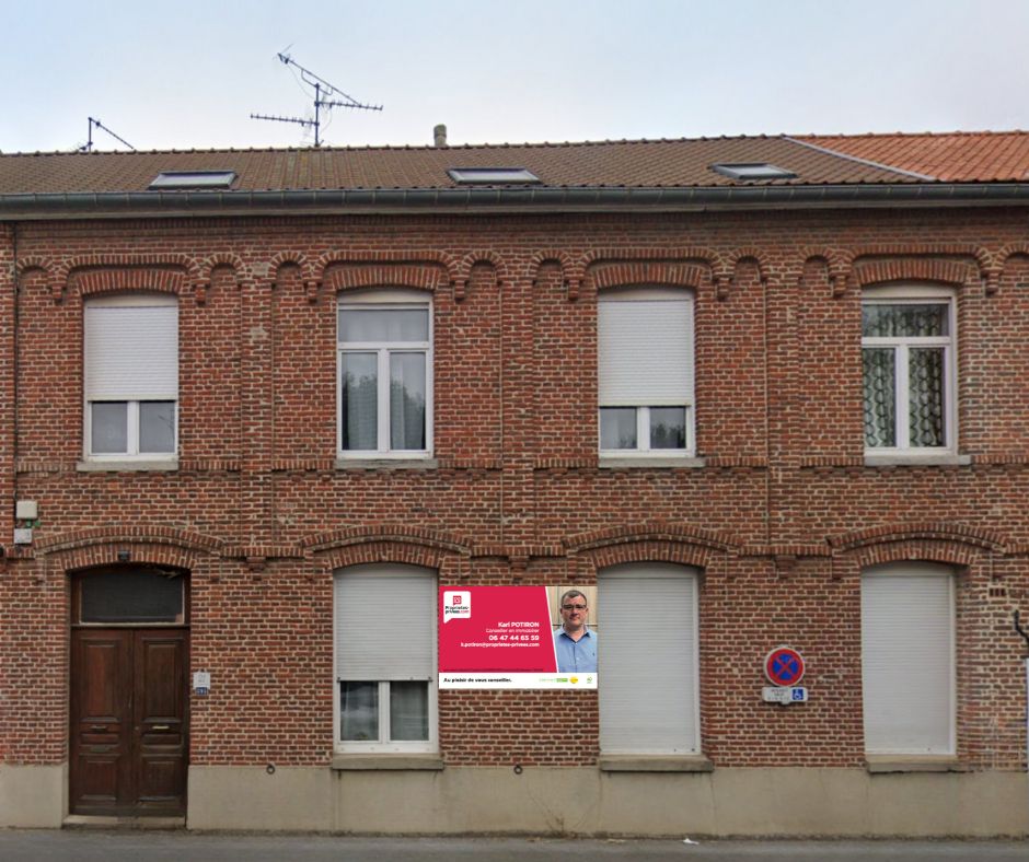 Maison familiale 8 pièces, 230 m² à Haulchin.  À rafraîchir