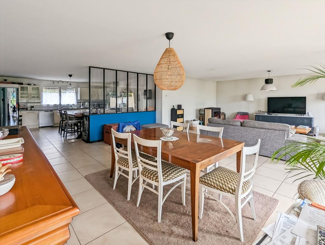BOUVRON Maison  12 pièce(s) 245.77 m2 4