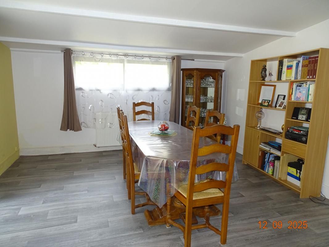 LE BUGUE Maison Le Bugue 4 pièce(s) 94 m2 2
