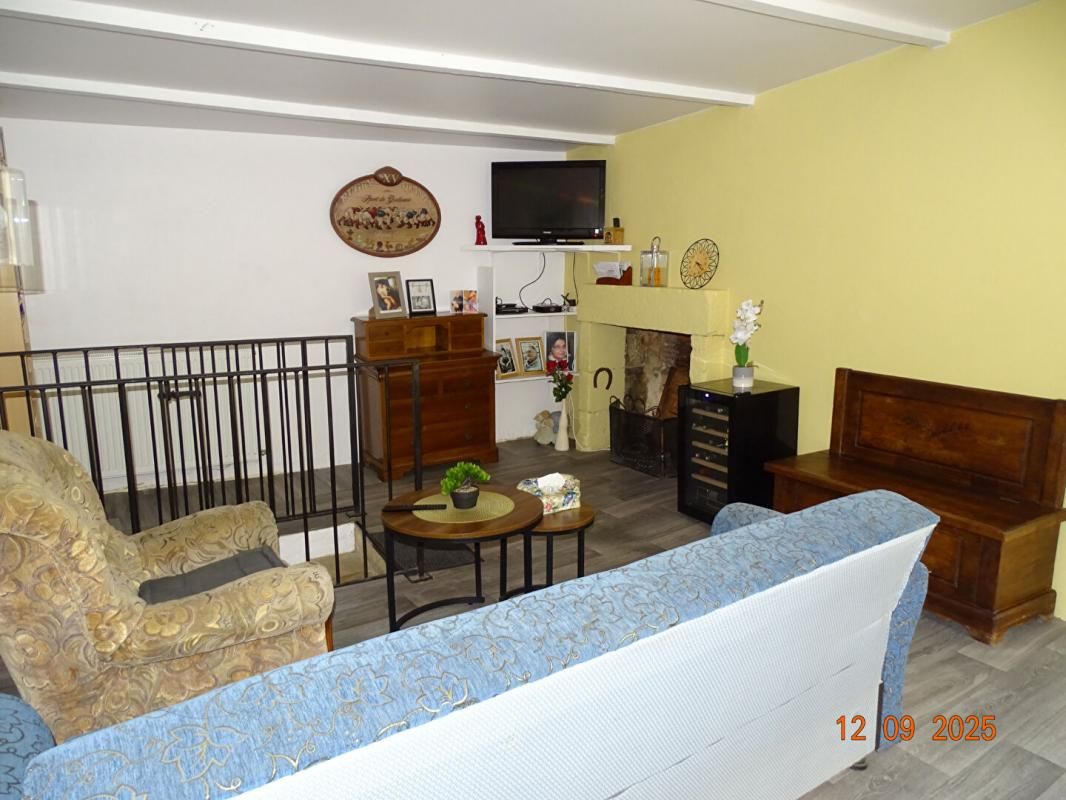 LE BUGUE Maison Le Bugue 4 pièce(s) 94 m2 3
