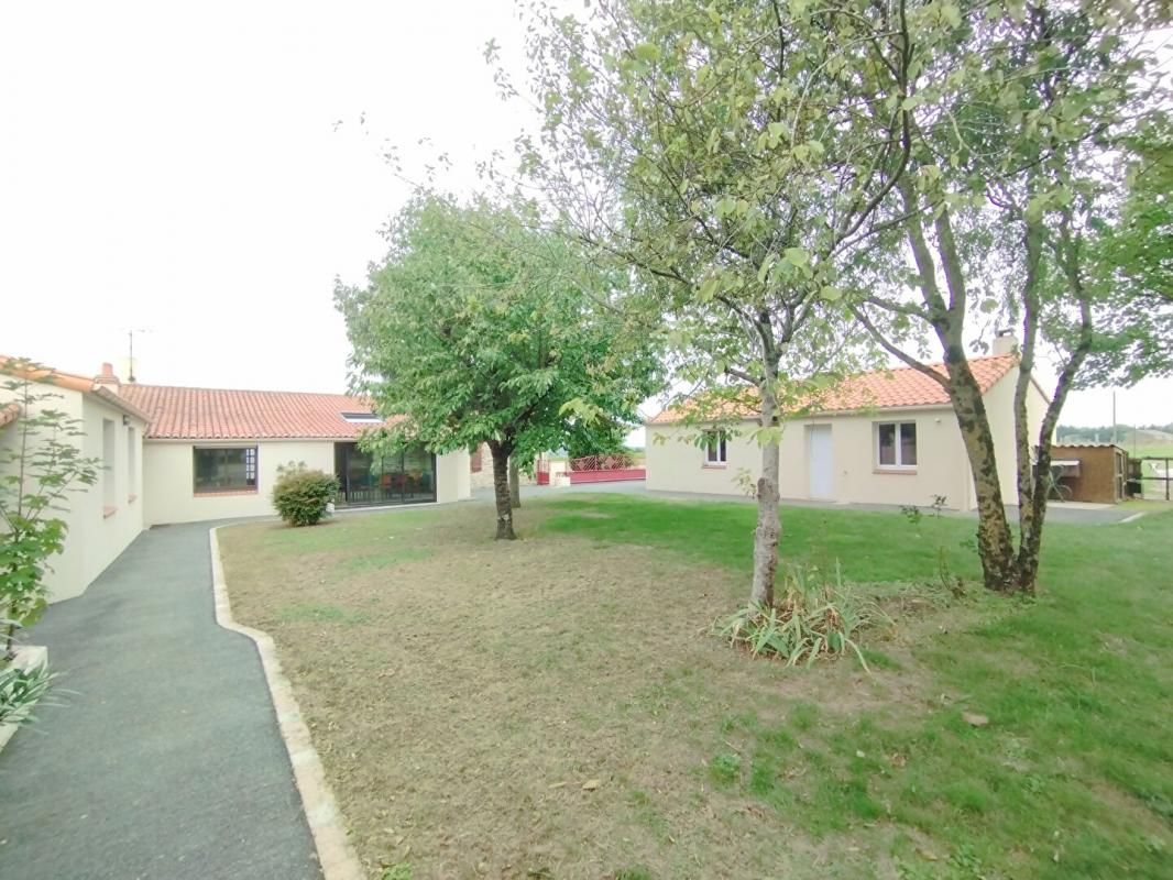 LA VARENNE Maison 5 chambres, 165m² sur terrain 1200m², La Varenne (49270) 4