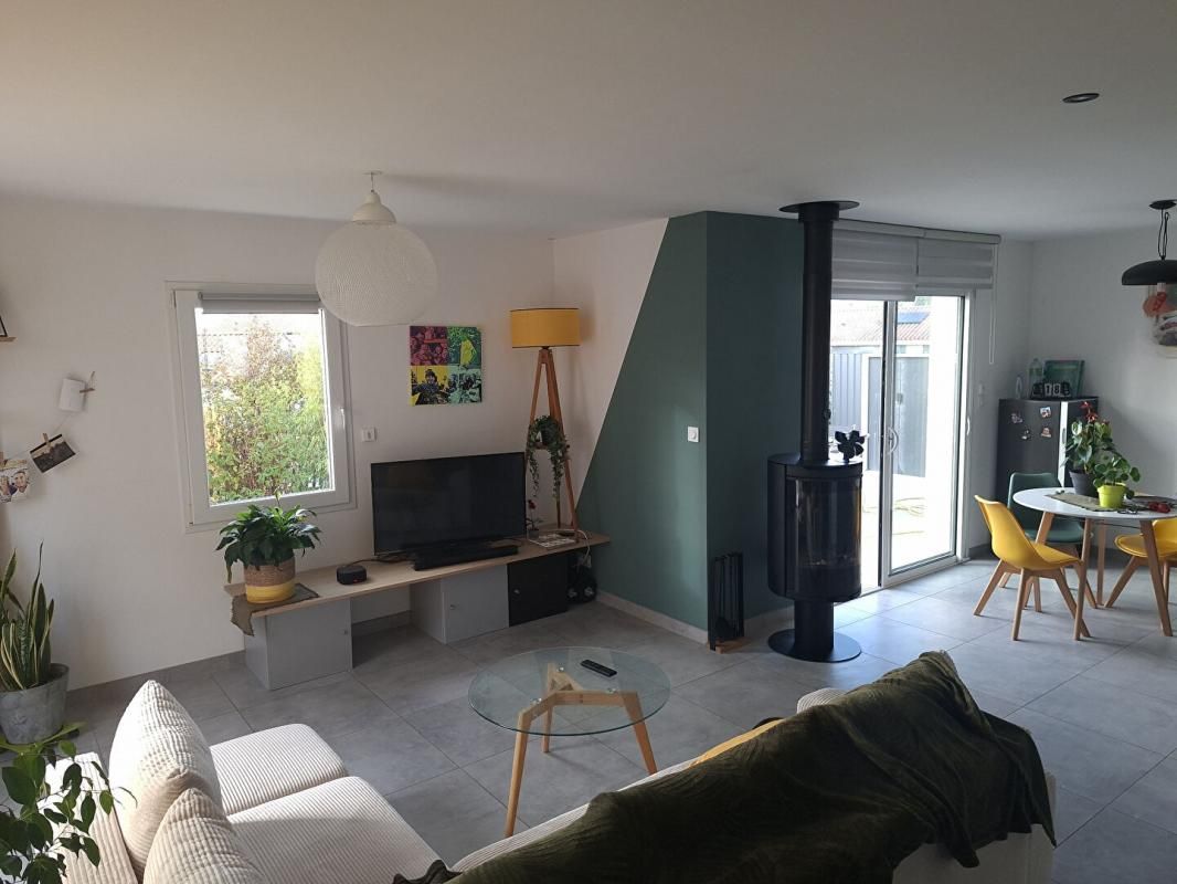LA VERRIE Maison La Verrie 4 pièces 75 m2 2