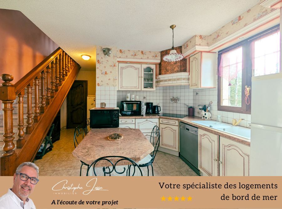 PORT LEUCATE Maison 4 chambres avec 2 garages et parking 4