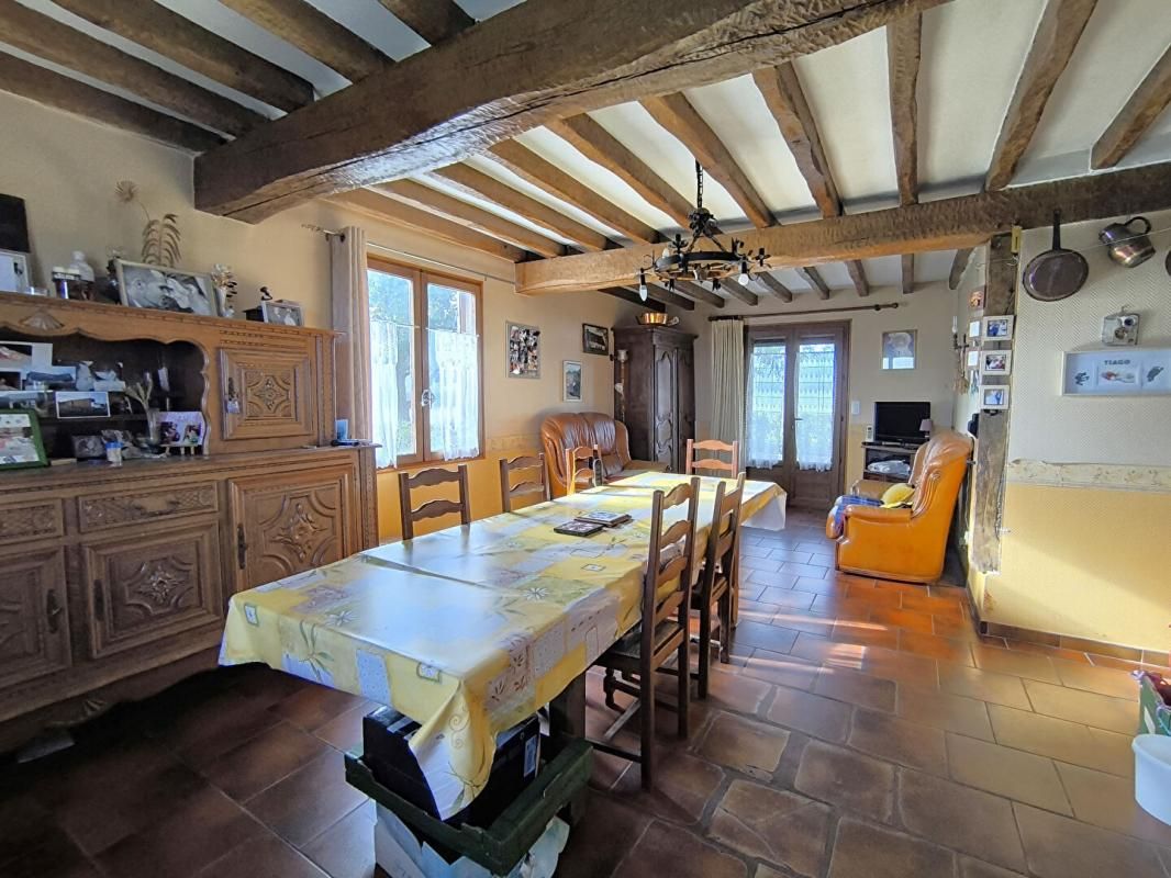 GOURNAY-EN-BRAY Maison Gournay En Bray 6 pièce(s) 135.5 m2 2