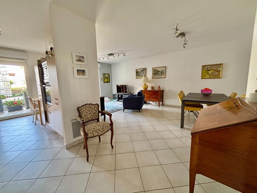 Appartement St Nazaire 91 m2 - terrasse - stationnement - garage