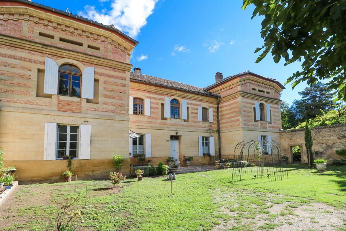 UZES Propriété ancienne du XIX ème 1