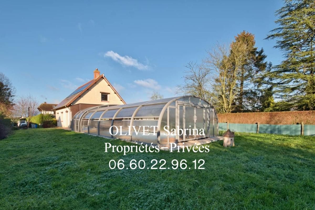 AUZOUVILLE-SUR-RY Pavillon avec piscine couverte 1