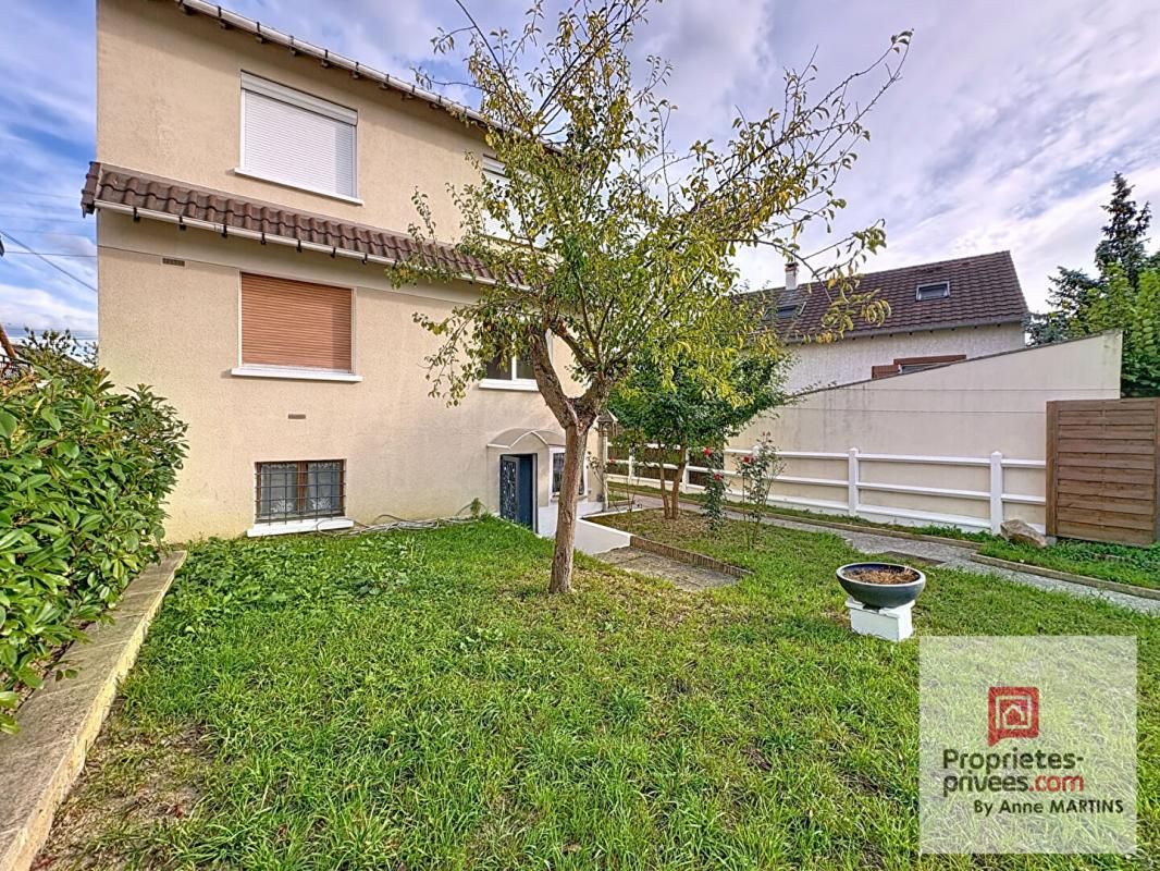 Maison Viry Chatillon 6 pièce(s) + annexes habitables