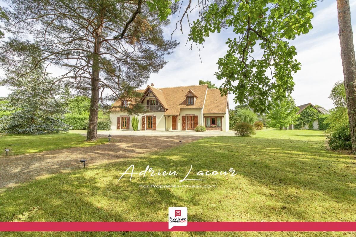 PRUNIERS-EN-SOLOGNE Maison Pruniers En Sologne 10 pièce(s) 242 m2 1