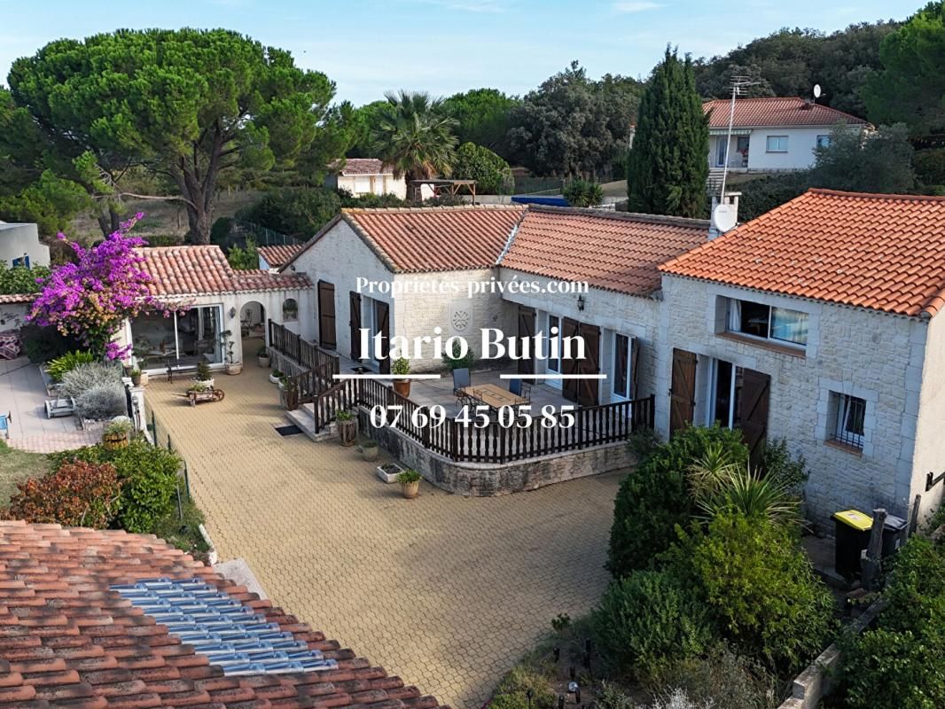 VALROS Villa Type 8 de 220m² 2