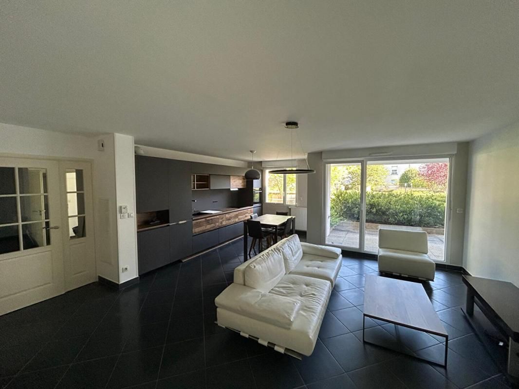 NANCY Appartement T3, RIVES DE MEURTHE, avec garage fermé, prestations haut de gamme 1