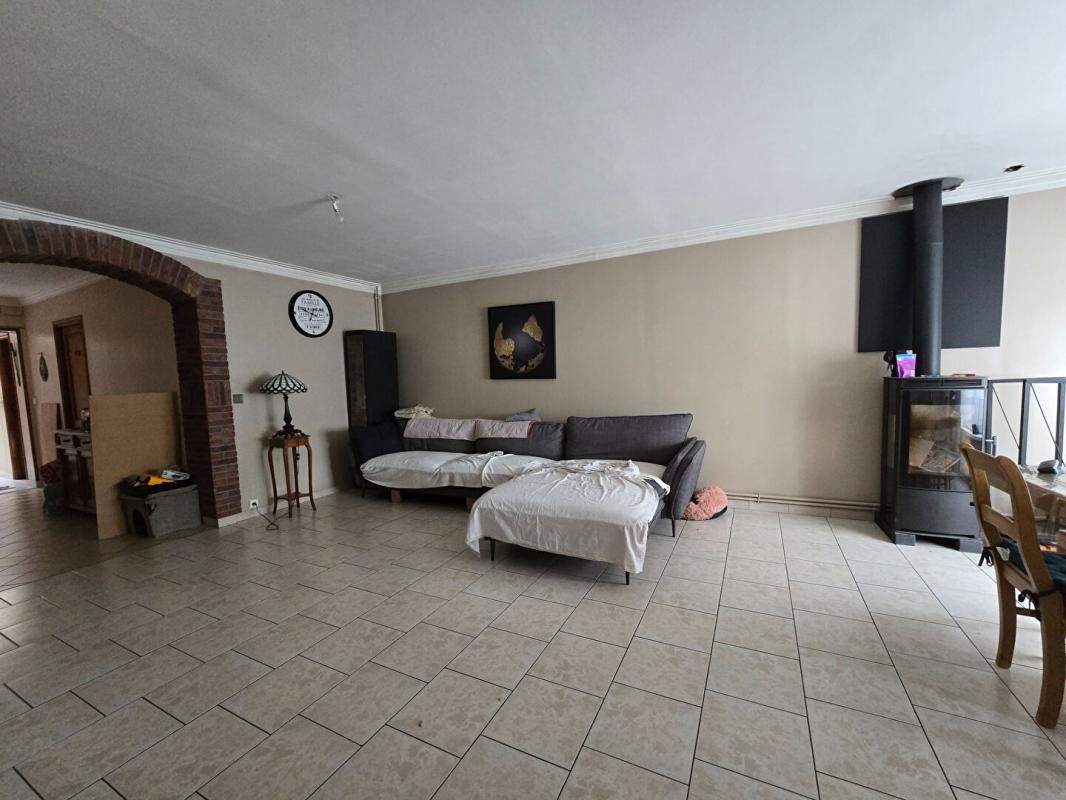 WATTRELOS Maison Wattrelos beaux volumes, 3 grandes chambres et jardin 300 m2 3