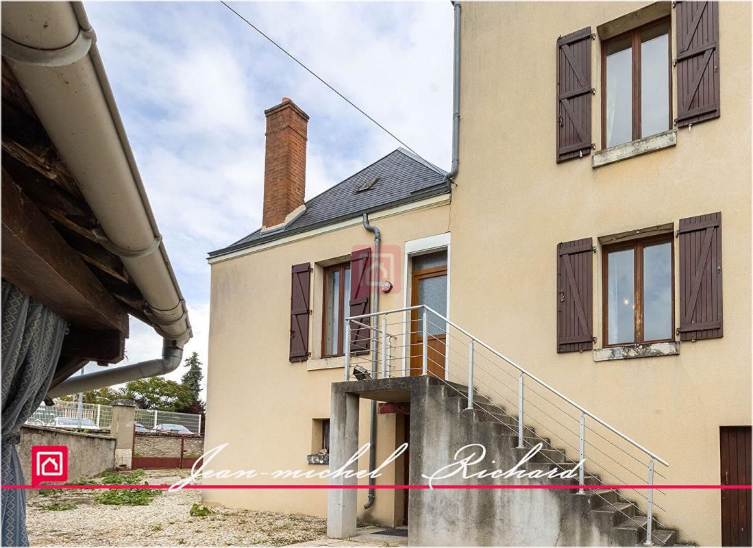 NOYERS-SUR-CHER Maison Noyers Sur Cher 5 pièce(s) 145 m2 1