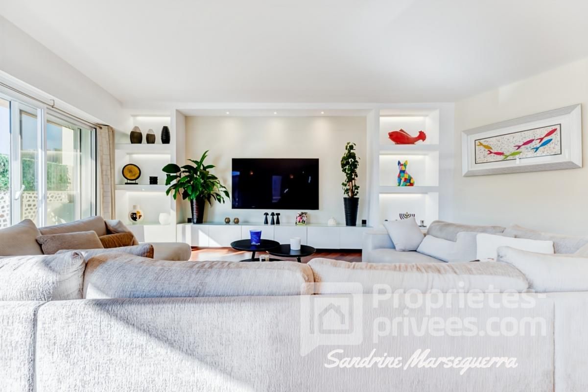 SAINT-LAURENT-DU-VAR Saint-Laurent-du-Var - Promenade des Flots Bleus  appartement 150m² 3