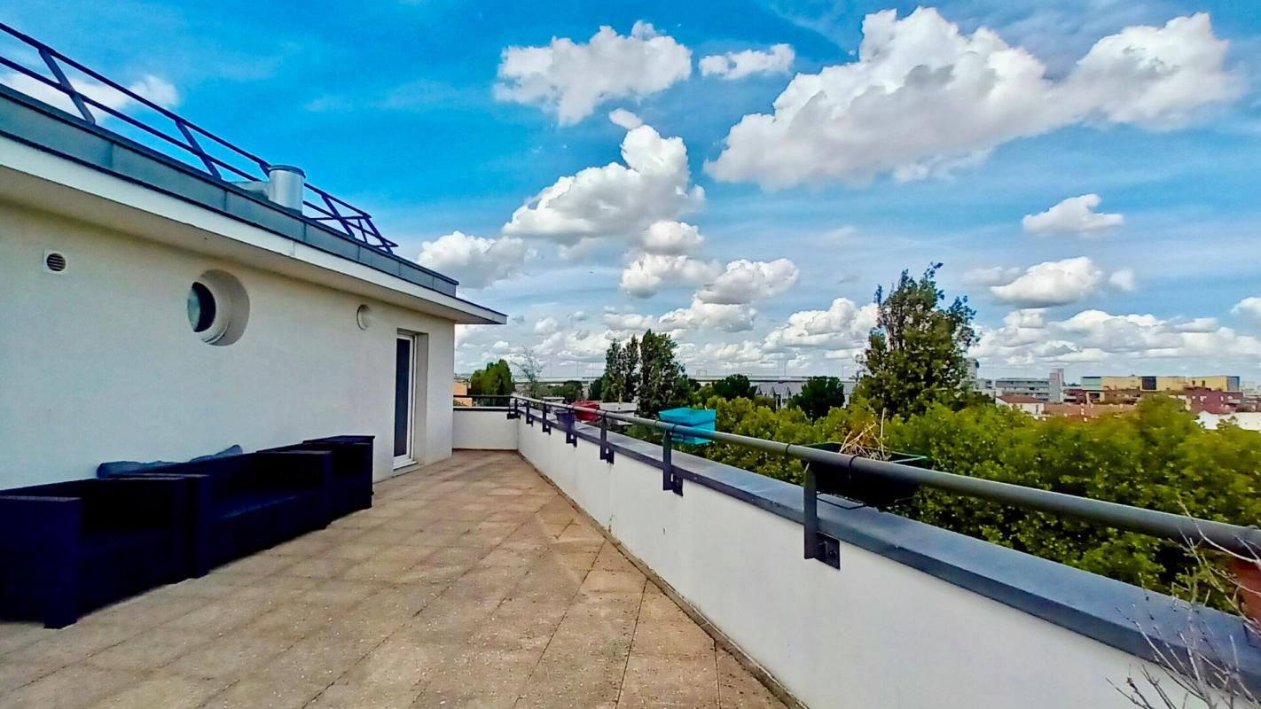 AUBERVILLIERS Appartement Aubervilliers 4 pièce(s) 79.04 m2 2