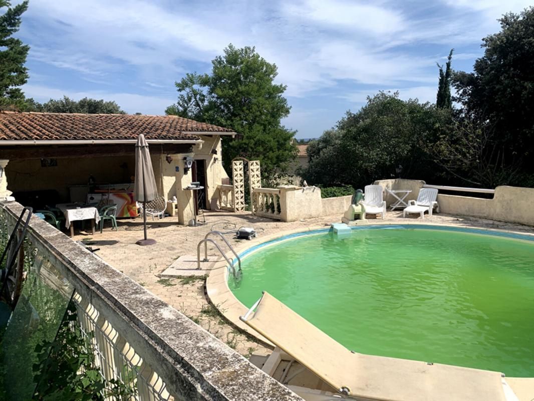 EYRAGUES Maison de 150 m2 sur terrain de 848 m2 3