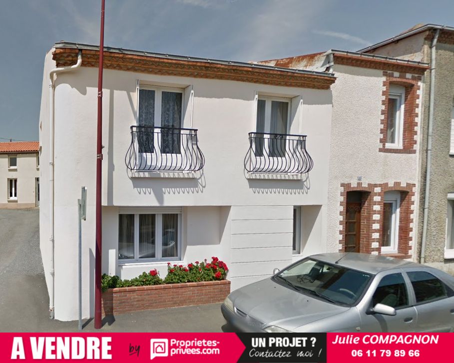 SAINT-QUENTIN-EN-MAUGES MAISON 5 CHAMBRES - TERRAIN- GARAGES ET DEPENDANCES 1