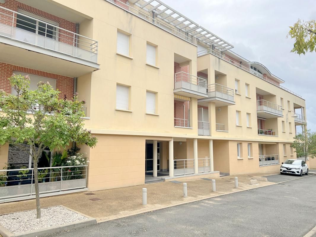 LE MANS Appartement - Le Mans - BOLLEE - 4 pièce(s) -  93 m² 2