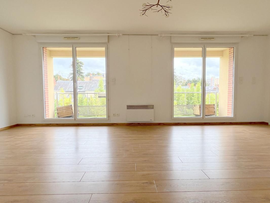 LE MANS Appartement - Le Mans - BOLLEE - 4 pièce(s) -  93 m² 4
