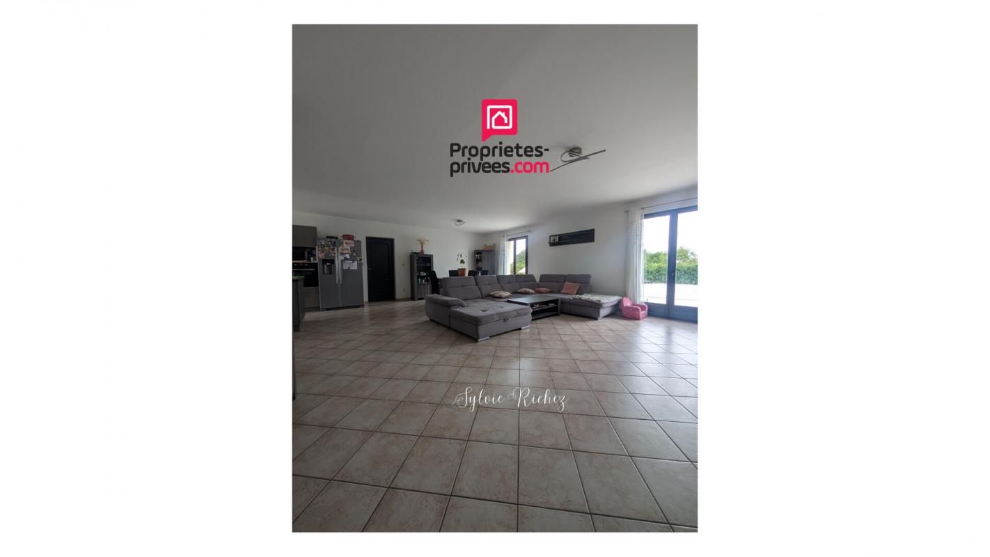 CHAMPIGNY-LE-SEC A vendre Maison 6 Pièces -170 m² - 86170 Champigny En Rochereau 4