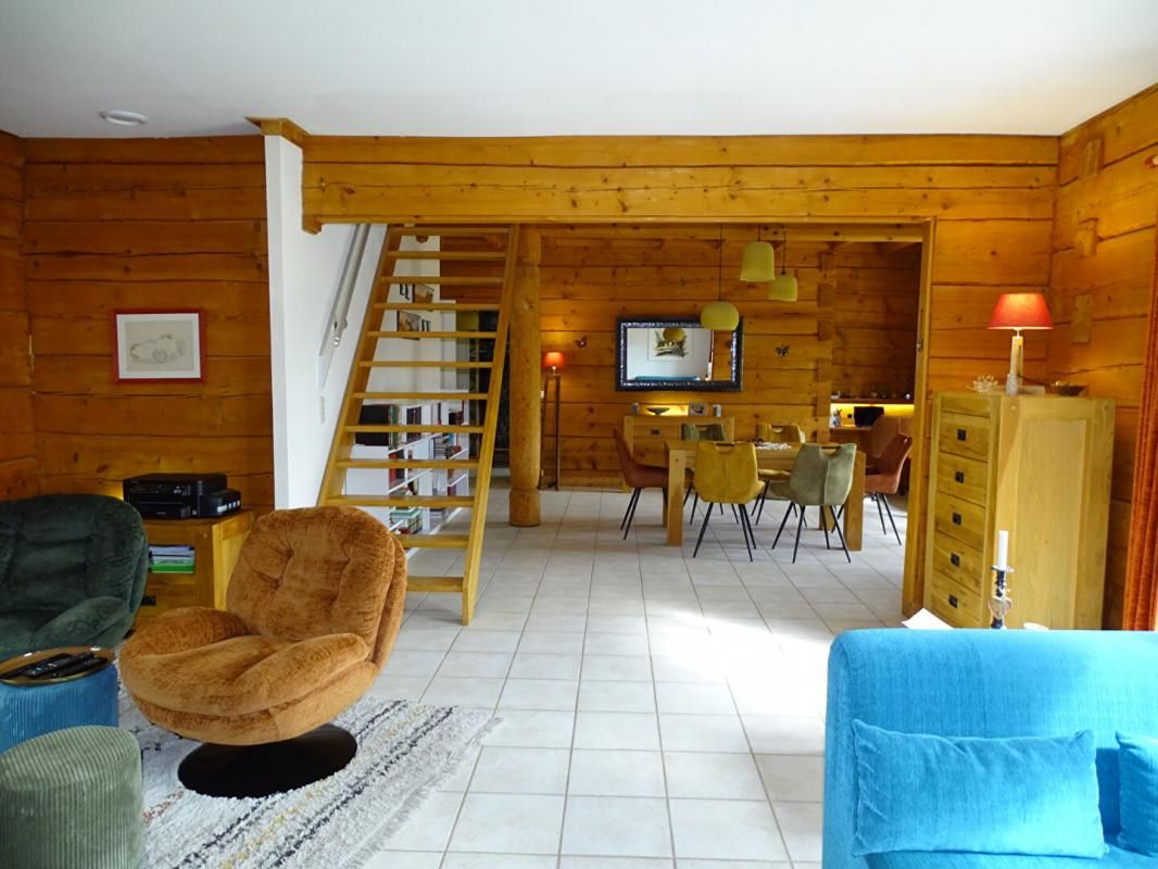 SAINT-JULIEN-DE-LAMPON Maison Saint Julien De Lampon 6 pièce(s) 143 m2 2