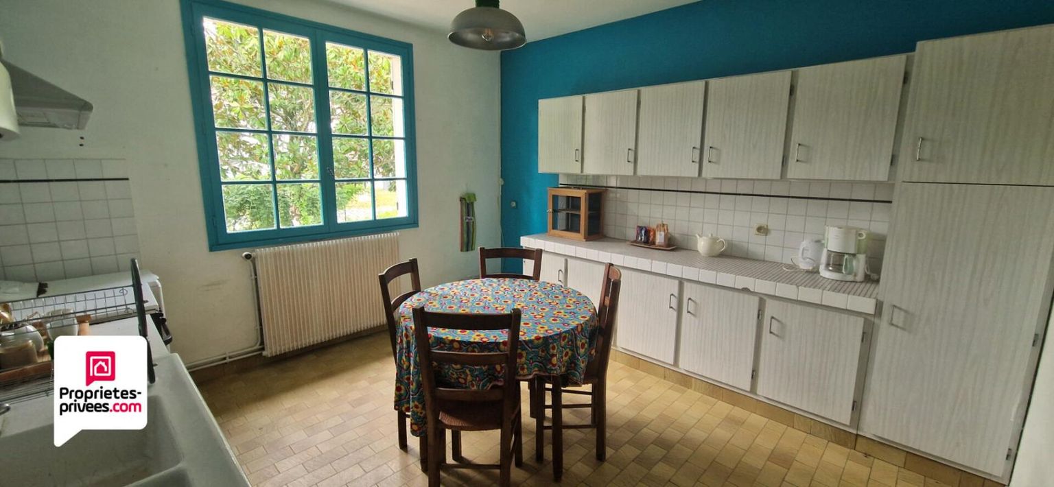 LANGON Maison de plain-pied de 120m² - 3 chambres - Dépendances - Terrain arboré de 2070m² 4