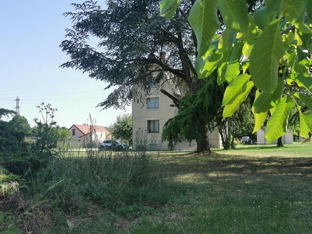 GIEN Maison Gien 7 pièce(s) 205 m2 4