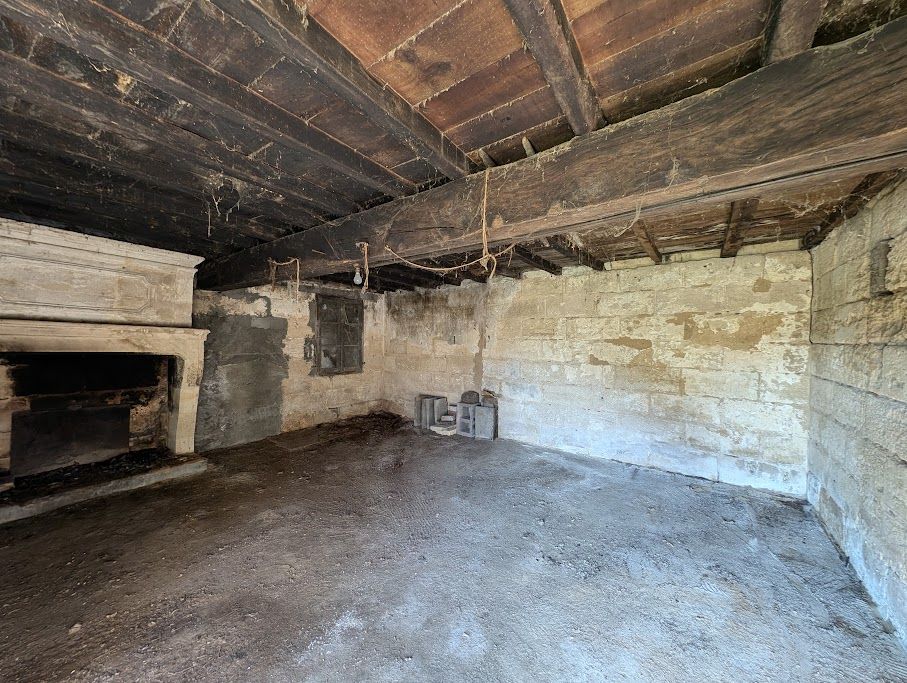 SAINT-DENIS-DE-PILE Maison en pierre sur 3300 m2 4