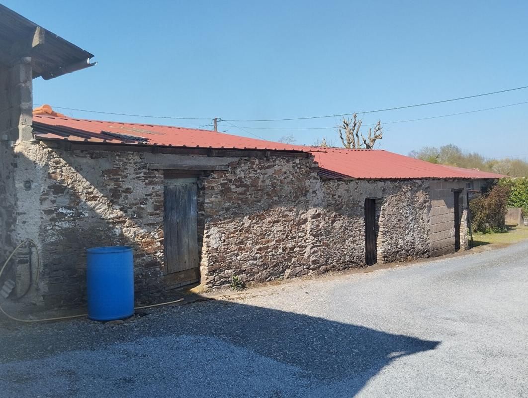 BASSE-GOULAINE Bâtiments à rénover, 180m², Basse Goulaine (44115) 3