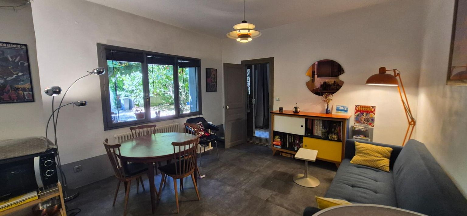 MONTPELLIER Maison Montpellier centre, 8 pièce(s) 179 m2 4