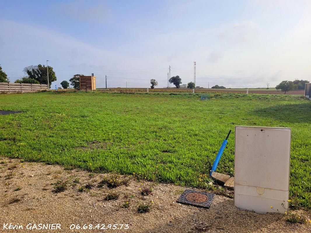 RUELLE-SUR-TOUVRE RUELLE SUR TOUVRE (16600) : Terrain constructible de 528m2 2
