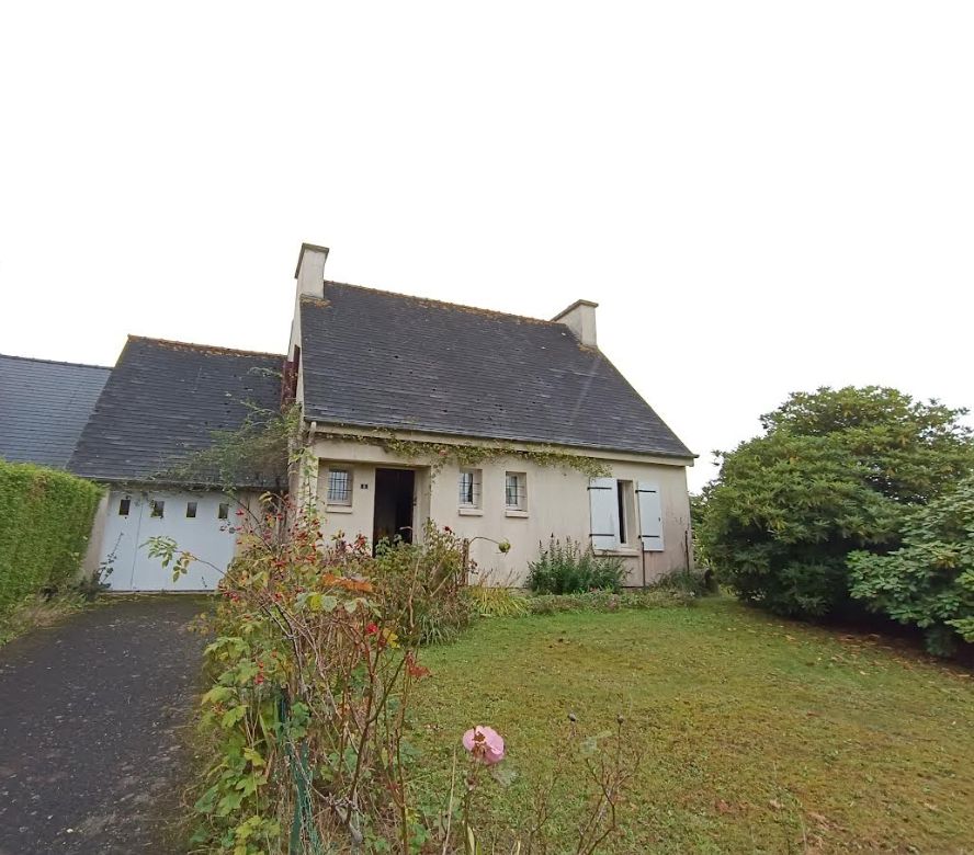 29270 Cléden Poher maison année 1980, 3 chambres au calme avec jardin arboré