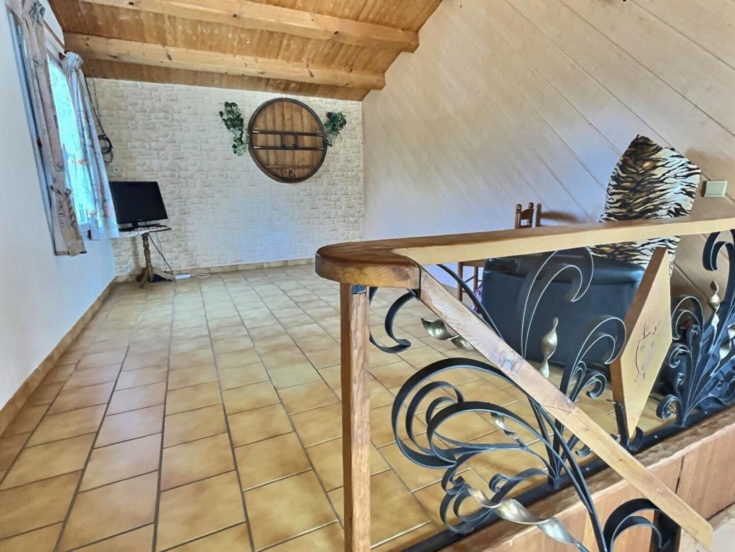 SAINT-DENIS-D'OLERON 17650 - Maison à Etage 5 pièce(s) 115 m² - Saint Denis d'Oléron - 3